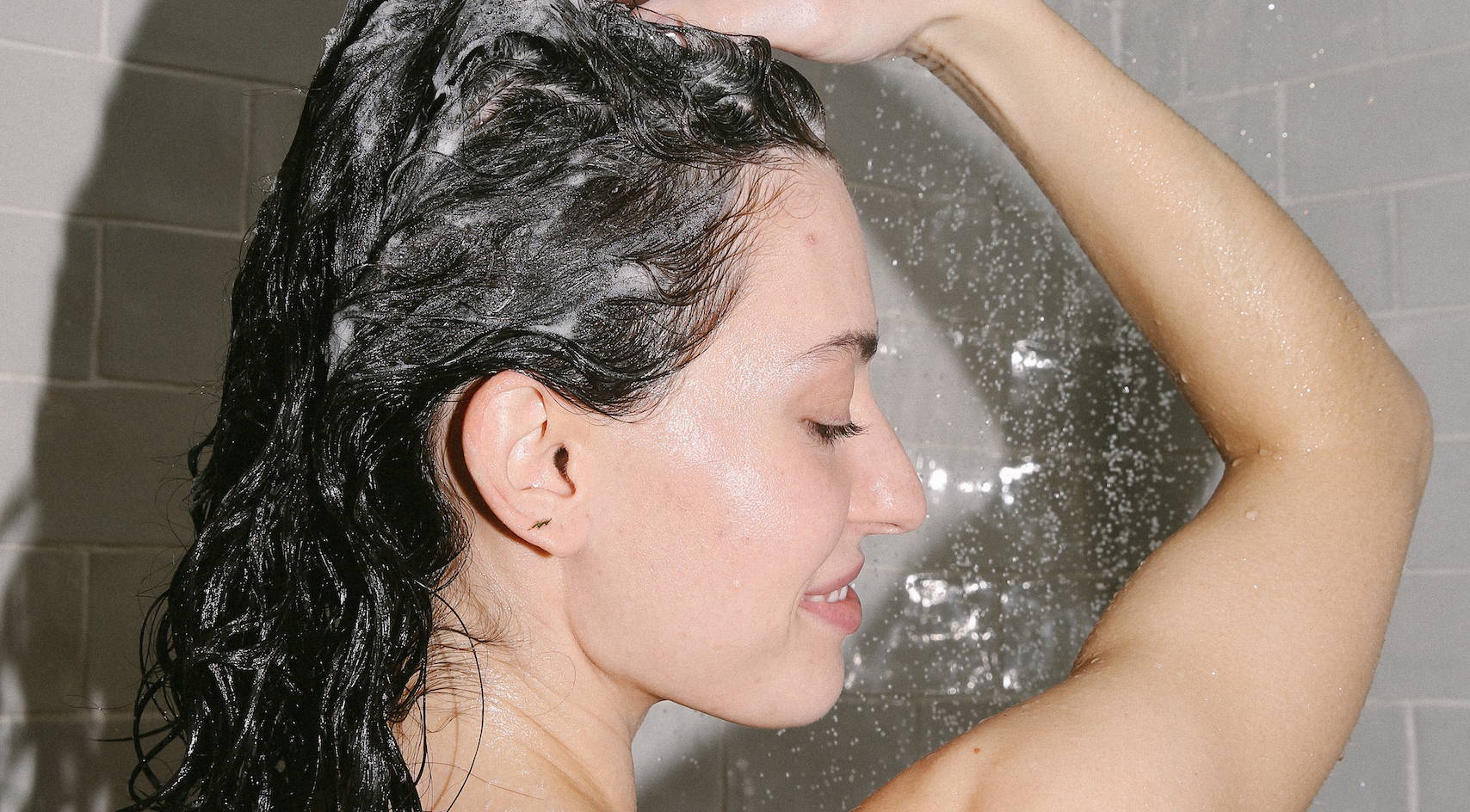 Benefits of using clarifying shampoo