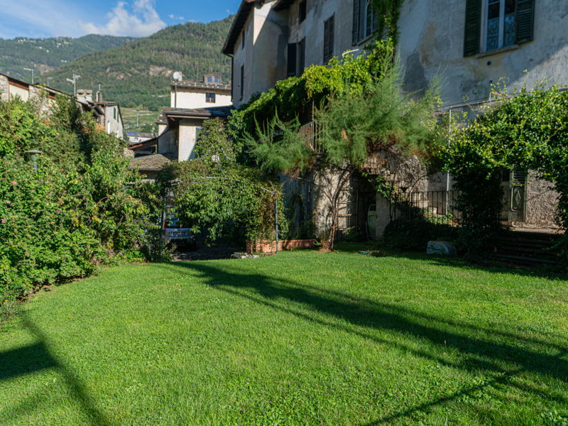 Cooking classes Chiuro: Valtellina flavors in a medieval palace