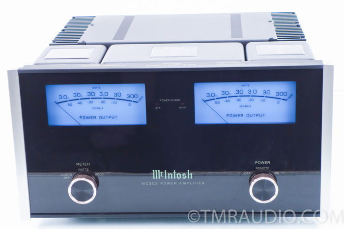 McIntosh  MC302  Stereo Power Amplifier (9829)