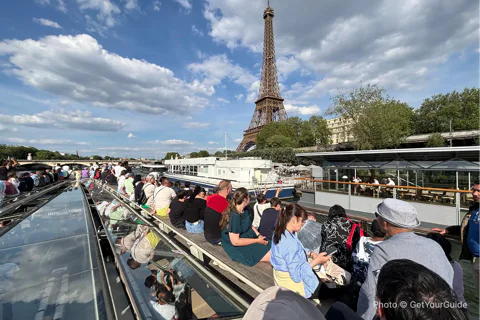 Illuminations River Cruise with Audio Commentary(by BATEAUX PARISIENS)