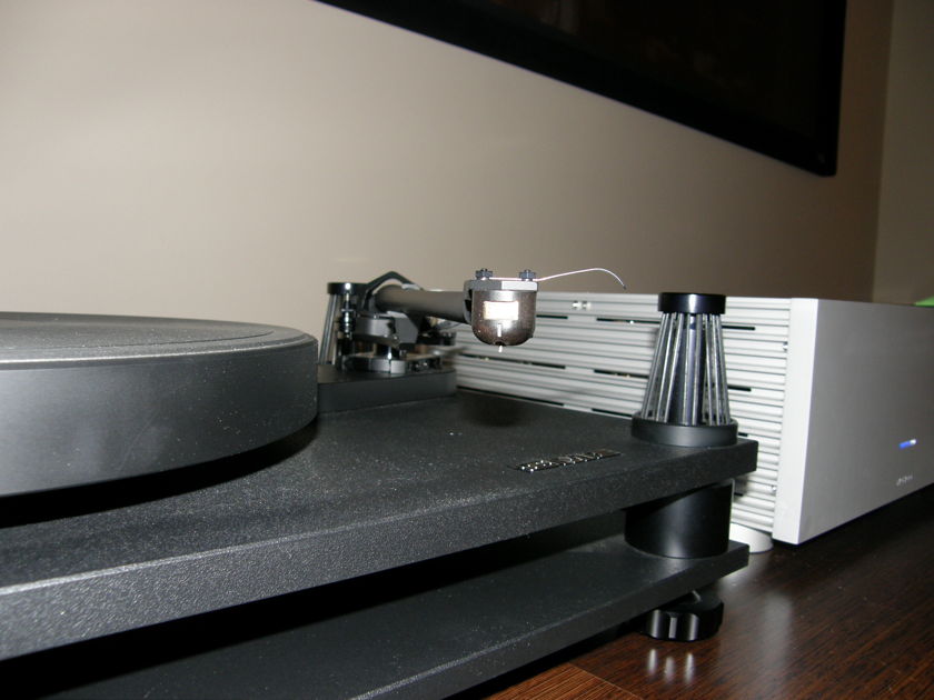 SME V-12 12" tonearm, as new,  6 months old, hardly used, save $3K! from dealer, 1 year warranty, mint OBM