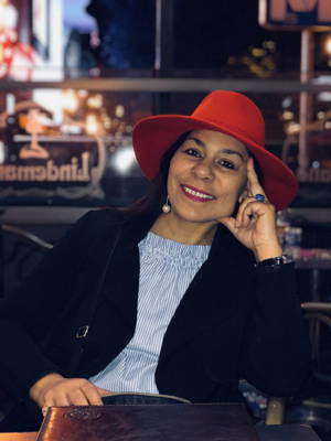 Halima  Amrani