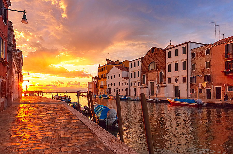  Venice
- Vista sul Canale di Cannaregio
