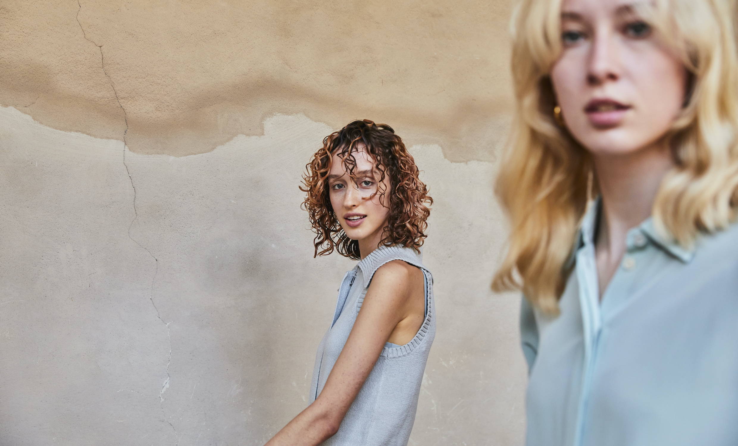 Tousled waves Davines
