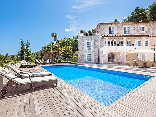  Port Andratx
- Luxuriöse zum Kauf stehende Finca inklusive Sauna und Fitnessstudio in Valldemossa, Mallorca