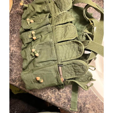 shoulder holster review, shoulder holster for men, shoulder holster for fat guy, right hand shoulder holster