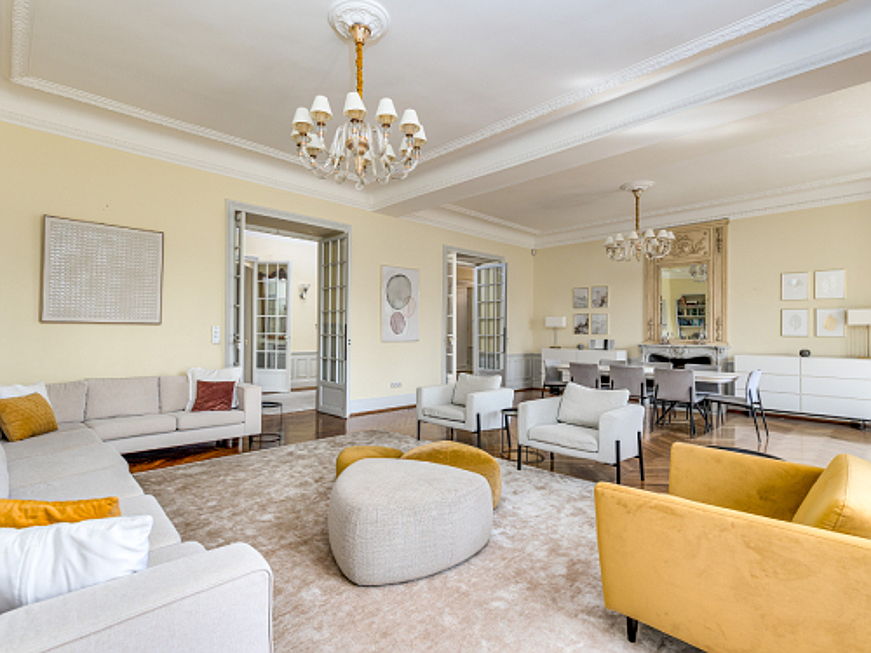  Hermanus
- Elegantes Apartment in Nizza (c) Engel & Völkers Market Center Côte d'Azur