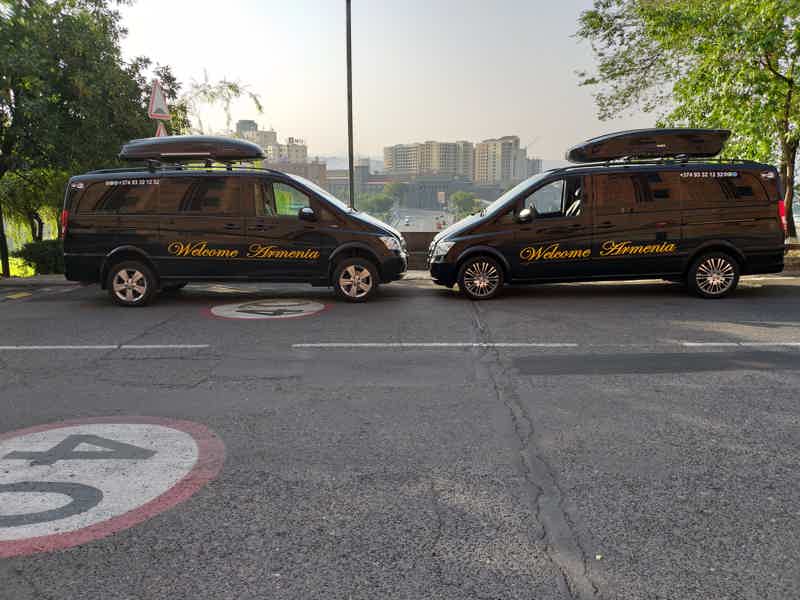 Pick up and Transfer from/to airport - photo 1