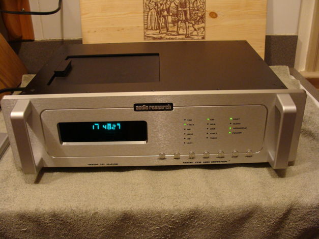 Audio Research CD6 CD Player/Upsampling DAC