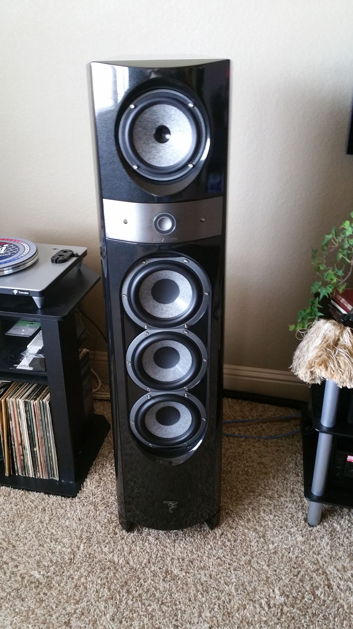 Focal 1038BE gray color excellent condtion