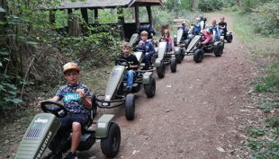 gokart spaß mit jeep gokarts im wald fahren ap