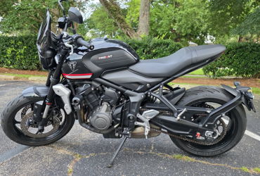 2022 TRIUMPH TRIDENT 660 motorcycle for rent near Old East Hill, FL