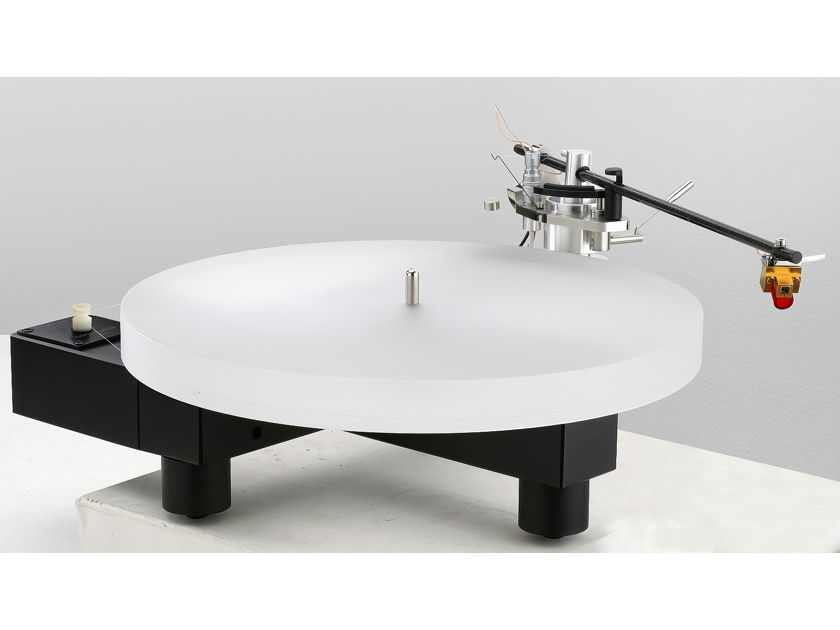 Consonance LP6.1 Turntable with T988 arm Clearance $850 SAVE 35% MSRP $1325