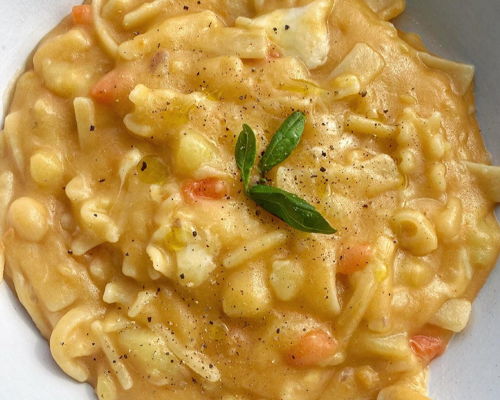 Food experiences Naples: The Queen of Tradition: Pasta and Potatoes with Guanciale