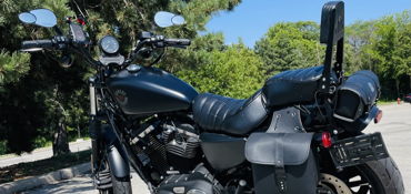 2019 HARLEY-DAVIDSON XL883N IRON 883 motorcycle for rent near Villa Park, IL