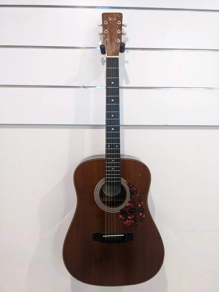 Hondo H124 NM Acoustic Guitar with Accessory Kit