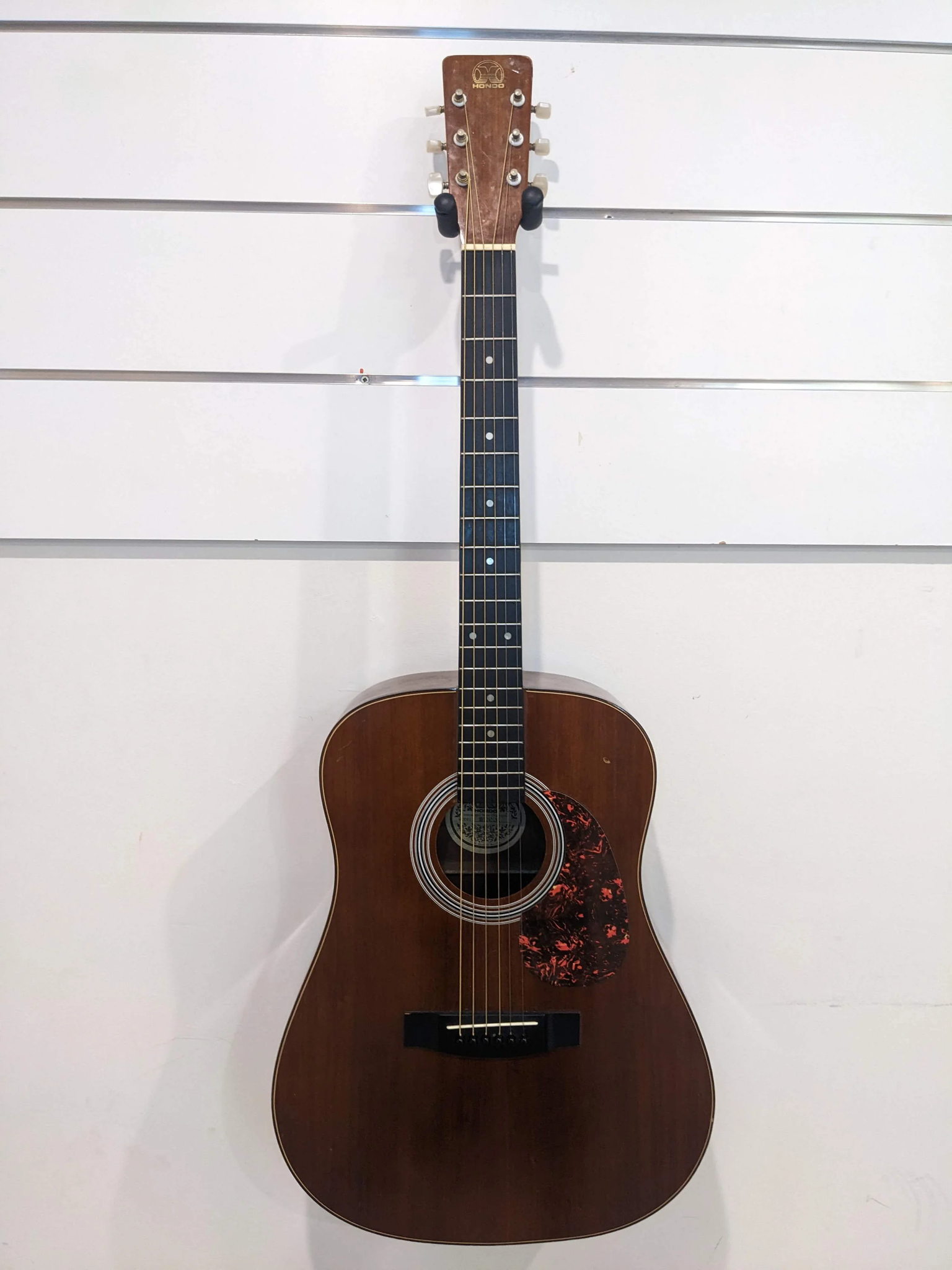 Hondo H124 NM Acoustic Guitar with Accessory Kit