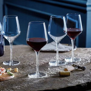 Libbey Wine Glasses, Set of 4