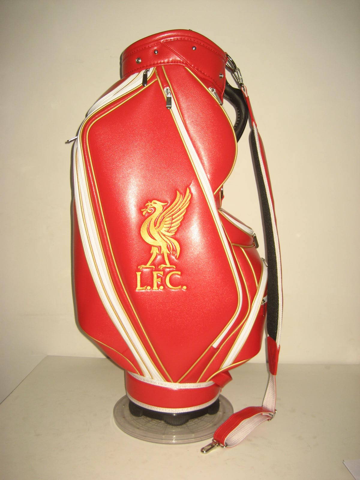 Customised football club golf bags by Golf Custom Bags 2