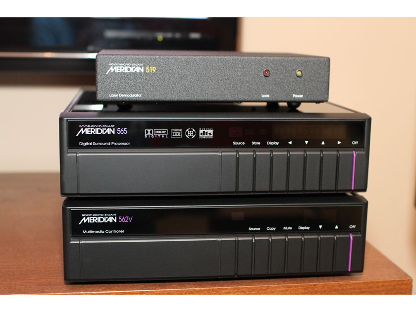 Meridian 565, 562v, 519 Preamp/ Processor  For Sale | Audiogon