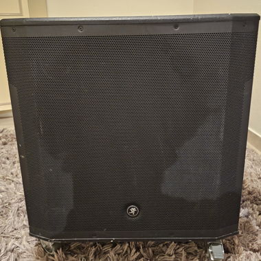 Mackie srm1850 subwoofer