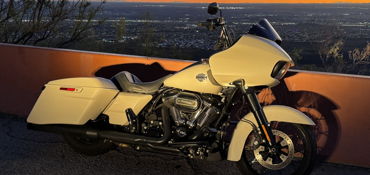 2022 HARLEY-DAVIDSON ROAD GLIDE SPECIAL motorcycle for rent near El Paso , TX