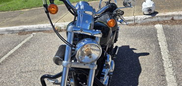 2008 HARLEY-DAVIDSON XL 1200C SPORTSTER CUSTOM (BLACK) motorcycle for rent near Virginia Beach, VA