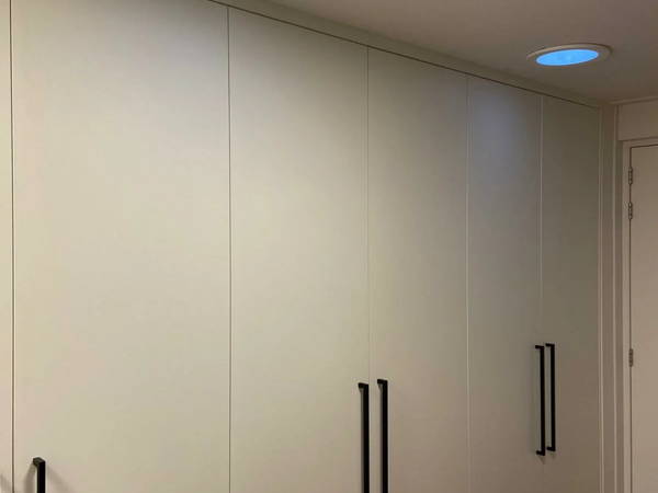 Inbouwkasten op maat, klantproject Houtenmeubelshop