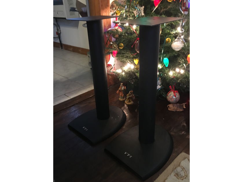 VTI Manufacturing DF24 Speaker Stands