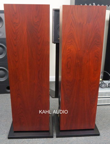 B&W CM-9  floorstanding speaker. Award winner and highl...