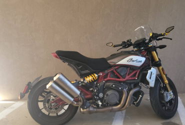 2022 INDIAN FTR R CARBON motorcycle for rent near Lewisville, TX