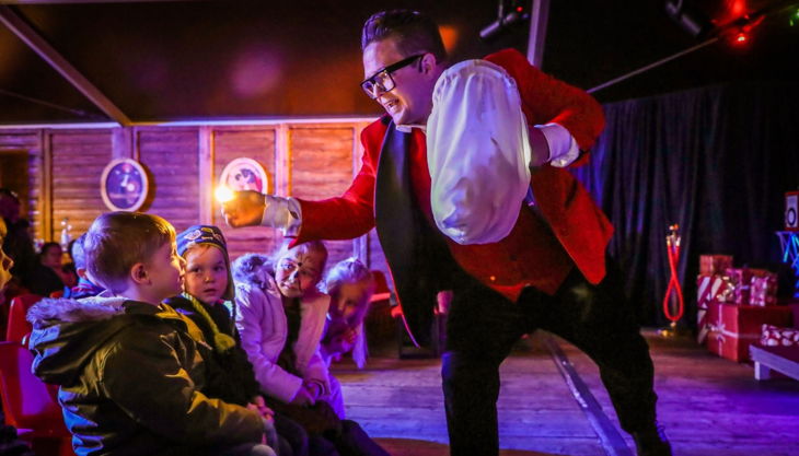 kinder zauberei zauber vorführung