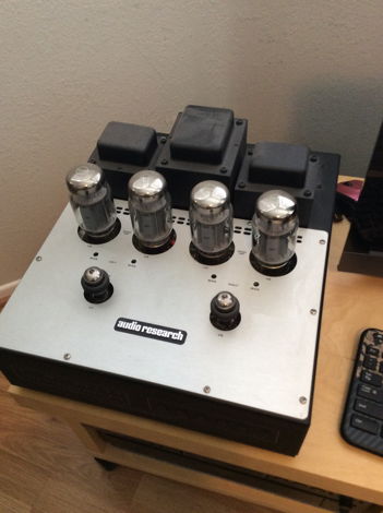 Audio Research VSi-60 Integrated Amp Pick Up Only  In t...
