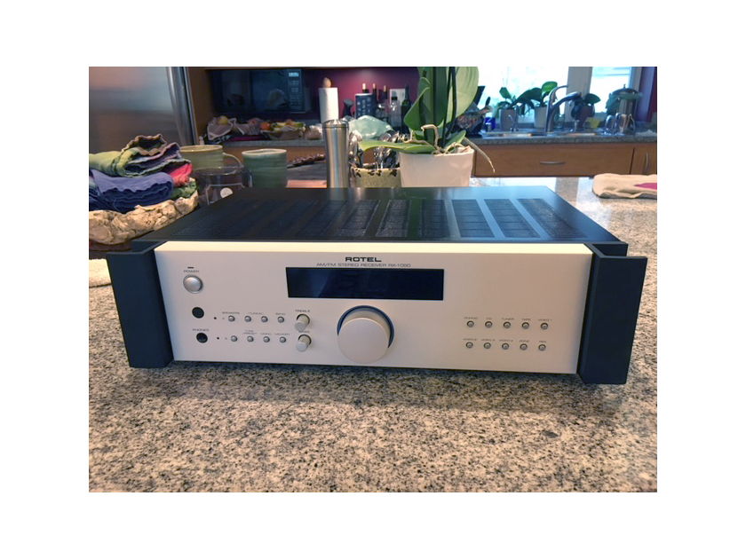 Rotel RX-1050 Integrated Amplifier