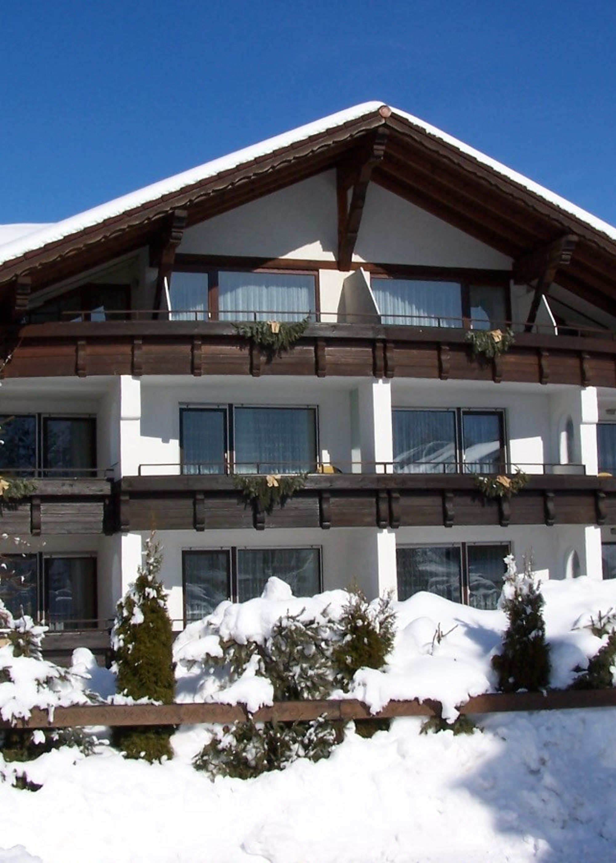 Ferienhaus mit Hallenbad und Blick auf die Berge in Pfronten