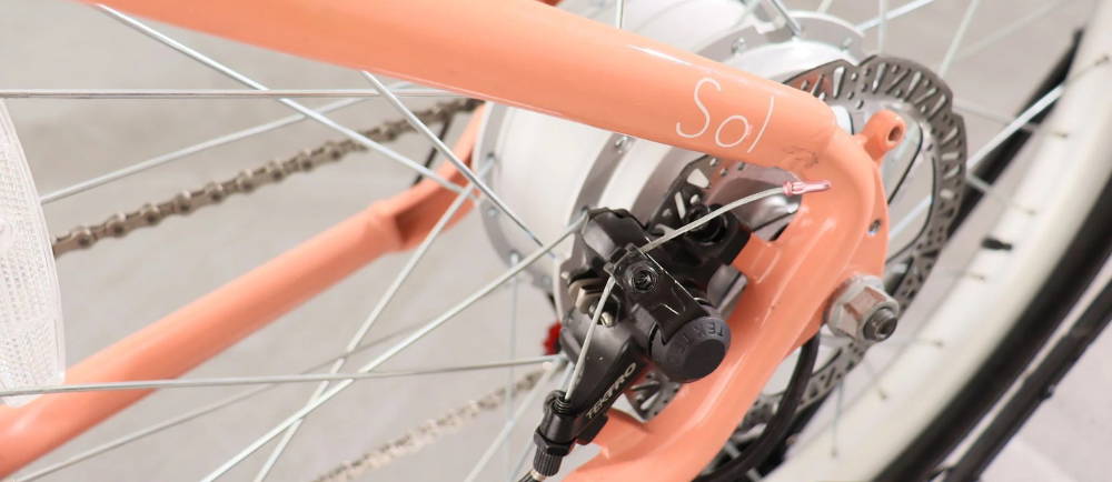 Close up of rear hub motor of Blix Sol X