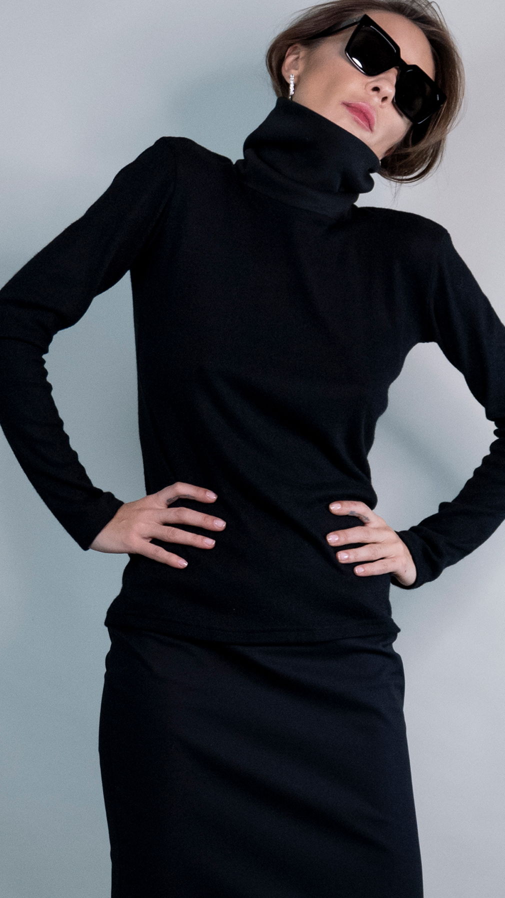 Black Style TurtleNeck