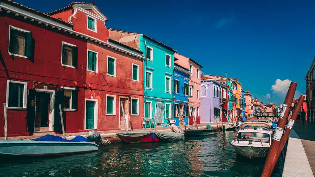 Murano and Burano: Private Boat Tour with a local expert guide - photo 1