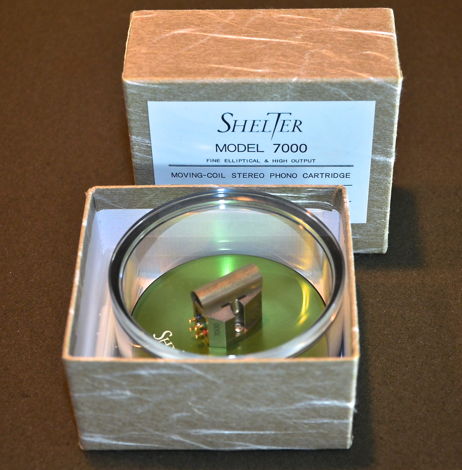 Shelter 7000 "World-Class" moving coil  cartridge. Sing...