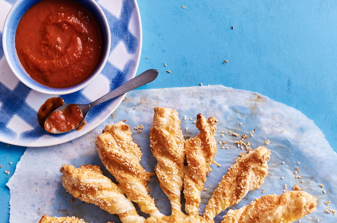 Cheese Straw <i>Tarte Soleil</i>