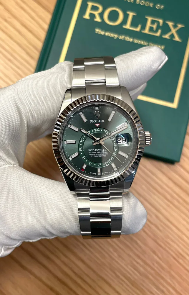 Box and Papers Green Dial Oyster Bracelet