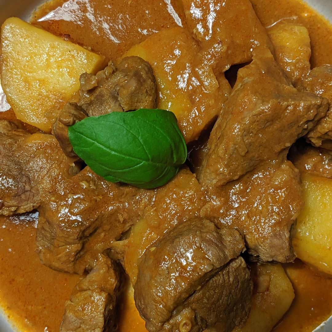 This recipe was so easy to make! I used ca. 300g of mutton. Enough for 4. Pictured is the dish for 2. Of course, the curry was marvellous with white rice. Thank you, Fazrin!