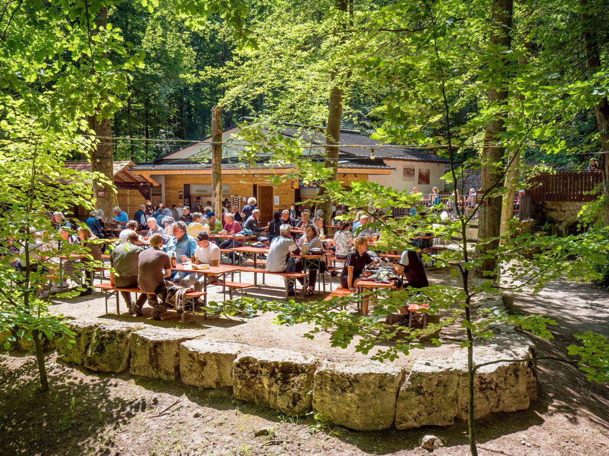Felsenkeller in Adelsdorf