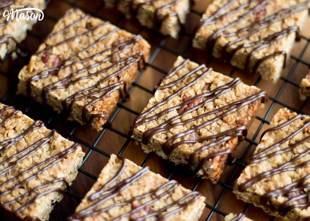 Maple Pecan Flapjack Recipe | Kitchen Mason