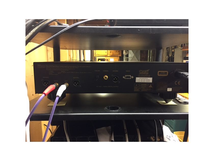 Cary Audio CD-300/300 Hybrid Tube Upsampling CD HDCD Decoding Player