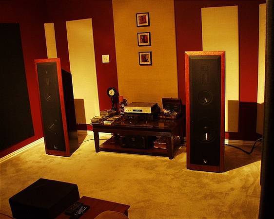 My first two channel room | Virtual Listening Room