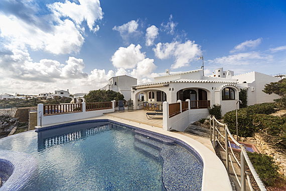  Mahón
- As the owner of this house in Menorca you can experience the most beautiful sunsets