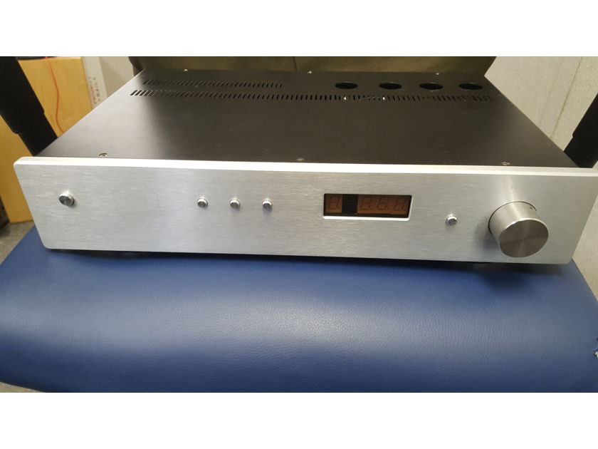 Monarchy Audio M24 DAC/Linestage (Upgraded) *REDUCED*