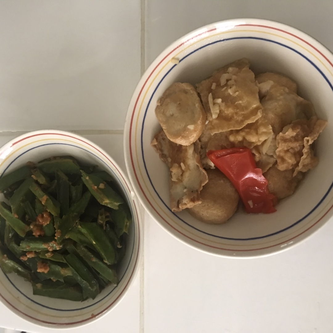 Made yong tau foo & four angled bean veggies with belacan. Yummy ✌🏻😃