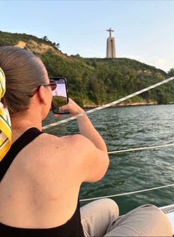 Lisbon sailing tour